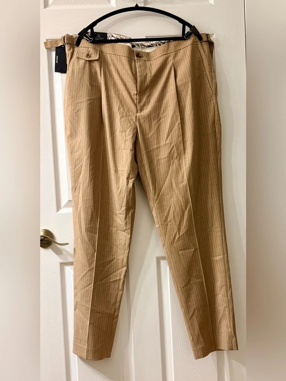 Murano Men's Camel Pinstripe 2 piece Suit Set- size 3B-vest & 44x34 pants- NWT
